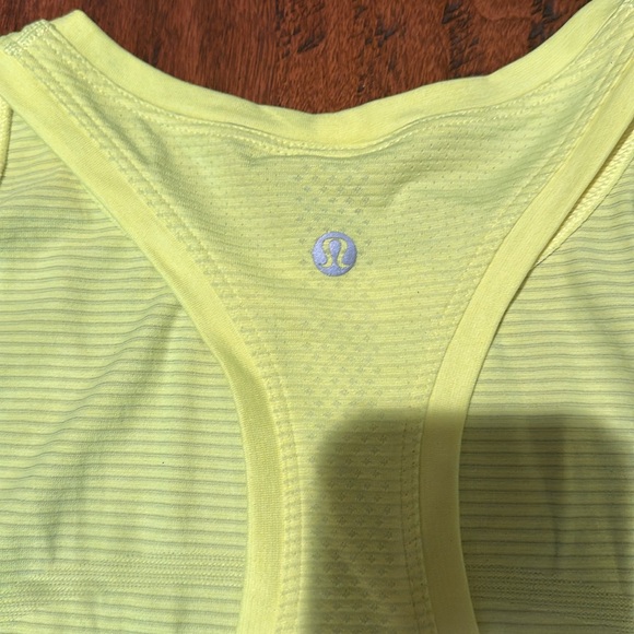 High neck swiftly, tech racer back, Lululemon tank top - Picture 3 of 3